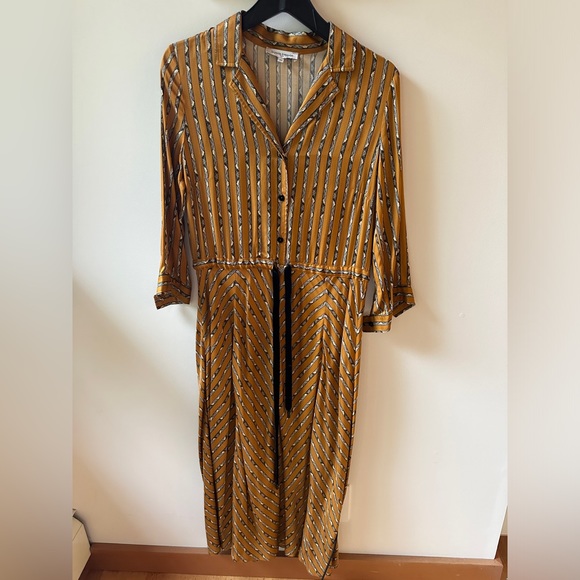 La Petite Francaise Richesse Midi Shirt Dress - Picture 2 of 5